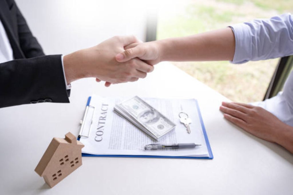 Business Insurance Levantam