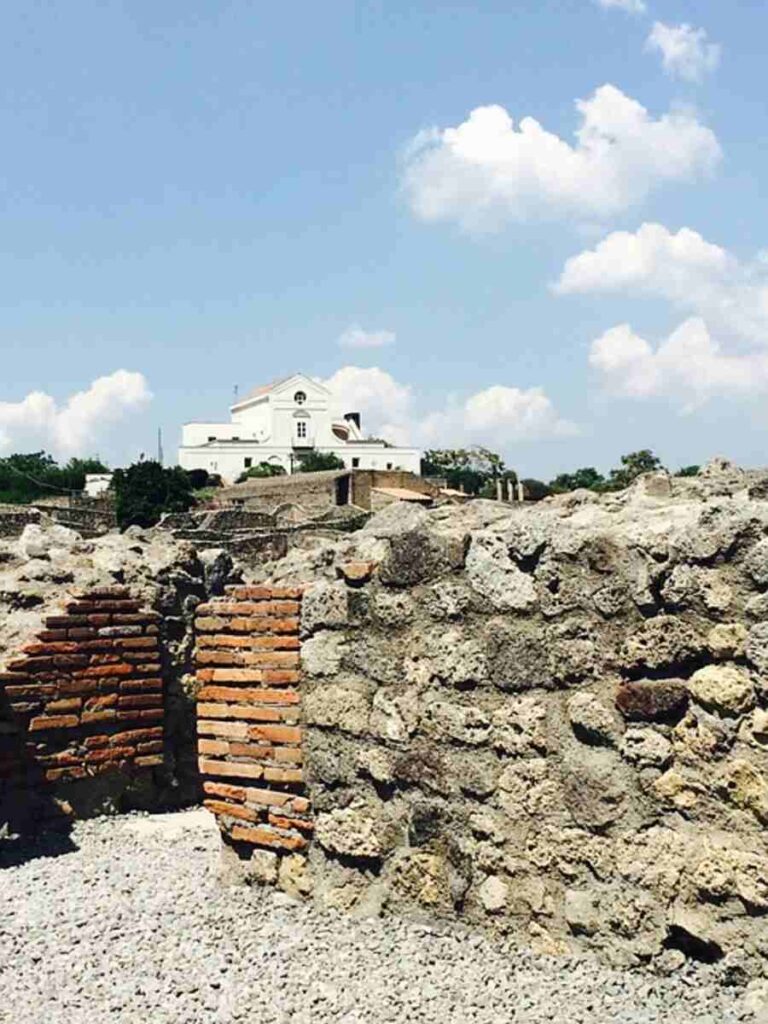 Studying the Amalfi Coast to Pompeii Journey